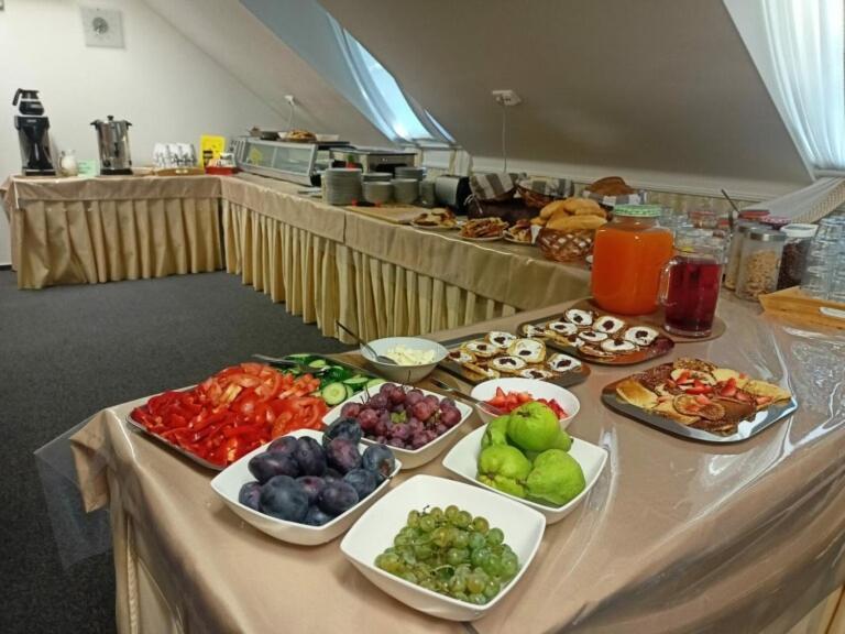 Zamecky Penzion Rotunda Breclav Luaran gambar